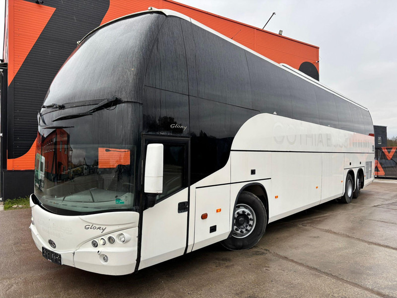 Volvo B12B Beulas Glory 6x2*4 61 SEATS / AC / AUXILIARY HEATING / WC - Turistbuss: bild 3 Volvo B12B Beulas Glory 6x2*4 61 SEATS / AC / AUXILIARY HEATING / WC - Turistbuss: bild 3