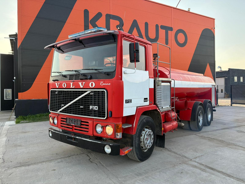 Volvo F 10 6x2 Ruberg / 2700 l/min / tanks 9000 I + 1000 l - Släck/ Räddningsvagn: bild 2 Volvo F 10 6x2 Ruberg / 2700 l/min / tanks 9000 I + 1000 l - Släck/ Räddningsvagn: bild 2