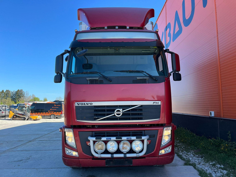 Volvo FH 440 6x2 FOR SALE AS CHASSIS / CHASSIS L=7400 mm - Chassi lastbil: bild 2 Volvo FH 440 6x2 FOR SALE AS CHASSIS / CHASSIS L=7400 mm - Chassi lastbil: bild 2
