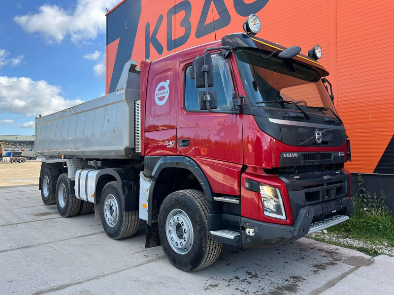 Volvo FMX 540 8x4 RETARDER / TANDEM AXLE LIFT / BIG AXLES - Tippbil lastbil: bild 4 Volvo FMX 540 8x4 RETARDER / TANDEM AXLE LIFT / BIG AXLES - Tippbil lastbil: bild 4
