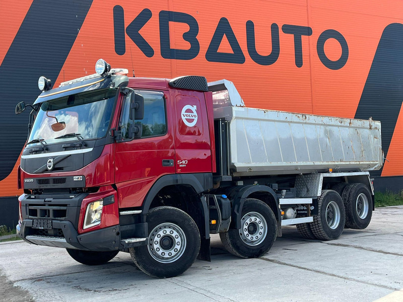 Volvo FMX 540 8x4 RETARDER / TANDEM AXLE LIFT / BIG AXLES - Tippbil lastbil: bild 1 Volvo FMX 540 8x4 RETARDER / TANDEM AXLE LIFT / BIG AXLES - Tippbil lastbil: bild 1