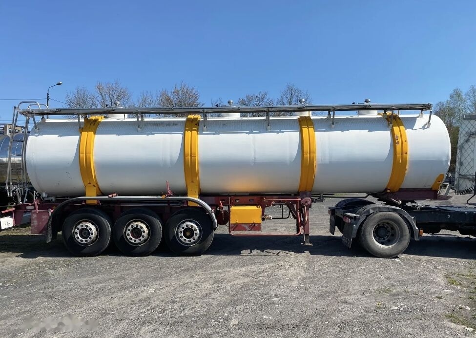 Magyar SRM - Tanktrailer: bild 3 Magyar SRM - Tanktrailer: bild 3