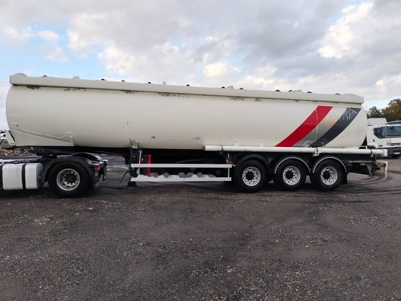 Trailor TX34 - Tanktrailer: bild 3 Trailor TX34 - Tanktrailer: bild 3