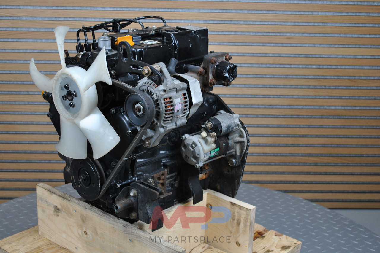 YANMAR 3TNV70 - Motor för Grävmaskin: bild 2 YANMAR 3TNV70 - Motor för Grävmaskin: bild 2