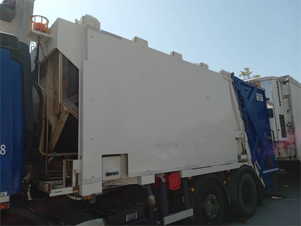 DAF Superstructure garbage truck MOL VDK PUSHER 20m3 - Sopbil: bild 5 DAF Superstructure garbage truck MOL VDK PUSHER 20m3 - Sopbil: bild 5