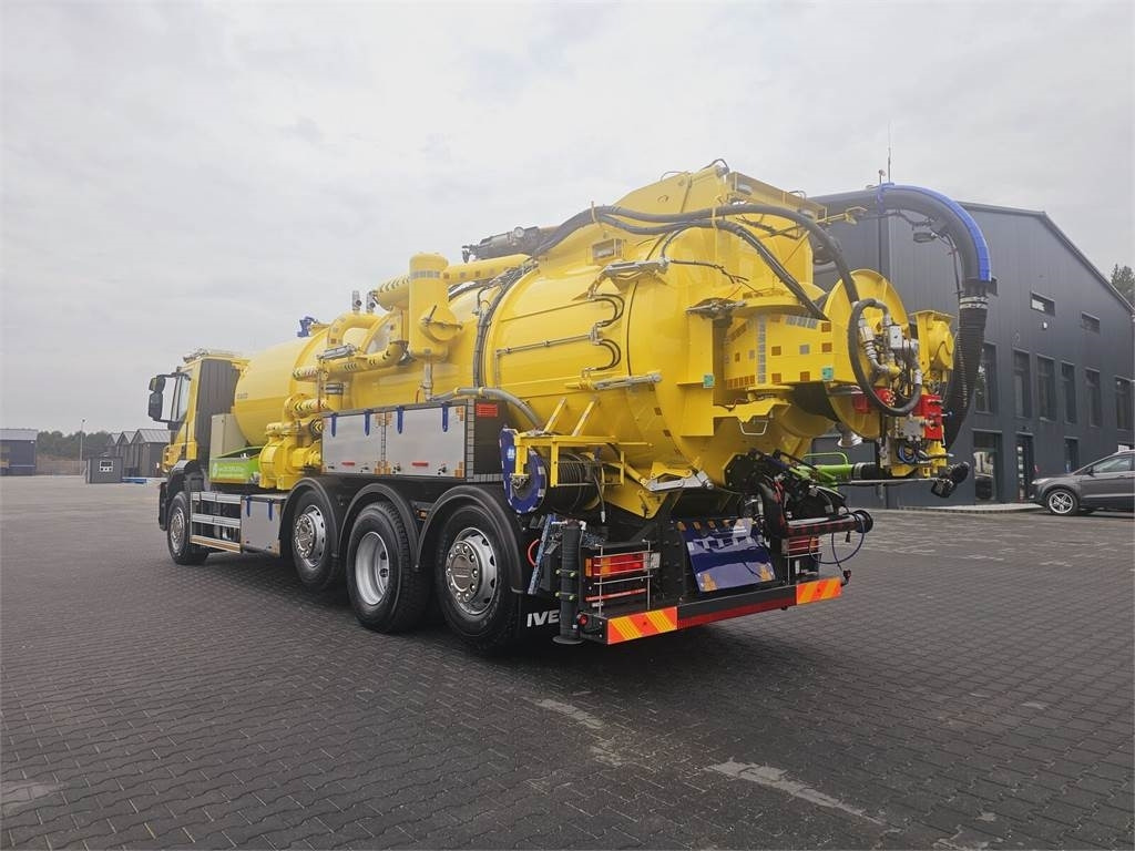 Iveco RAVO WUKO FOR CHANNEL CLEANING druck saug kanal - Utility/ Specialfordon: bild 5 Iveco RAVO WUKO FOR CHANNEL CLEANING druck saug kanal - Utility/ Specialfordon: bild 5
