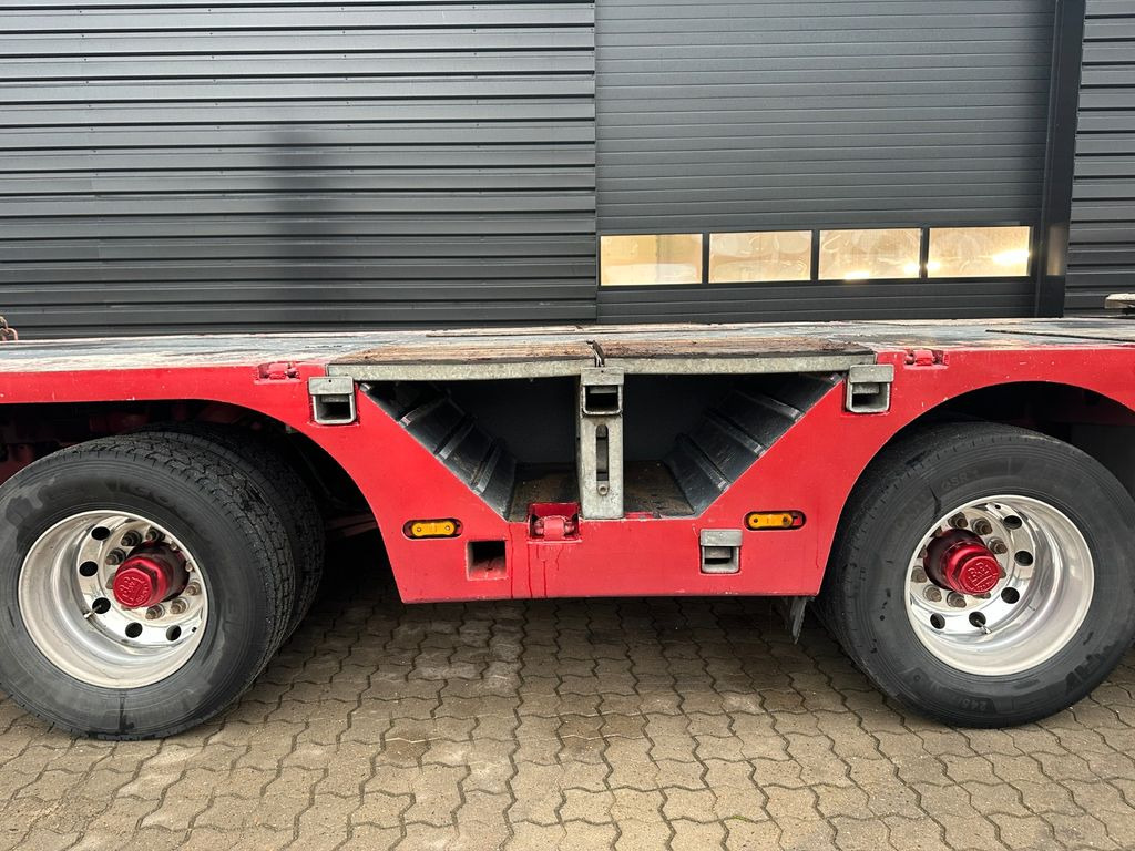 Emtech AMT 4 achs tieflader / radmulden / zwangslenkung - Låg lastare semitrailer: bild 5 Emtech AMT 4 achs tieflader / radmulden / zwangslenkung - Låg lastare semitrailer: bild 5