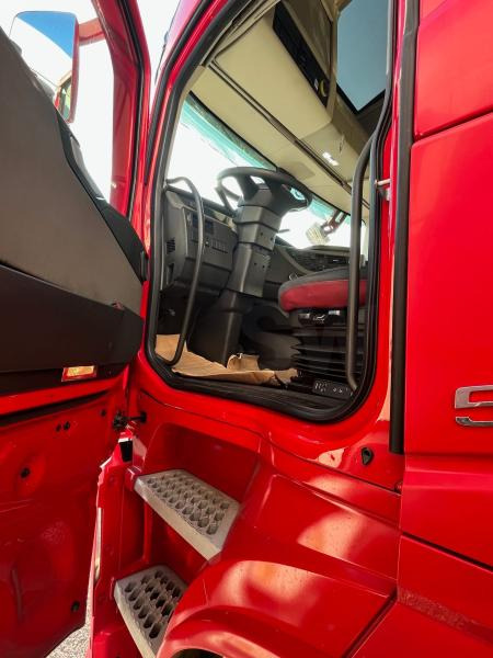 Dragbil Volvo FH 500: bild 8