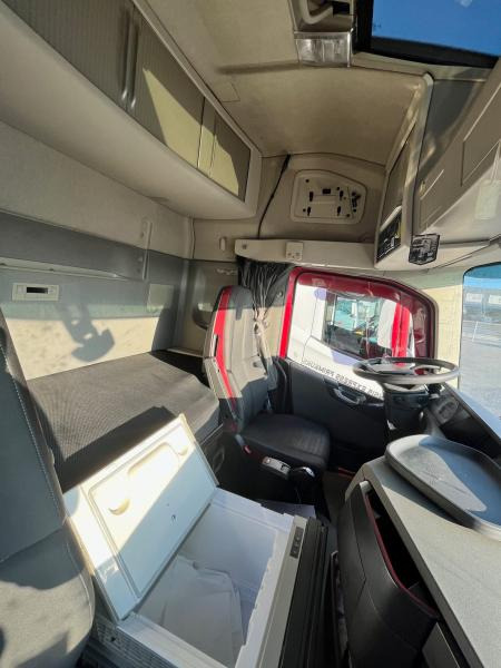 Dragbil Volvo FH 500: bild 11