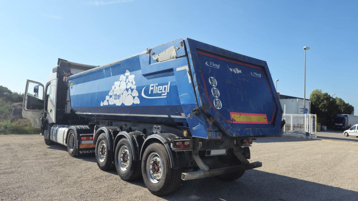 Fliegl FLT 33 - Tippbil semitrailer: bild 1 Fliegl FLT 33 - Tippbil semitrailer: bild 1