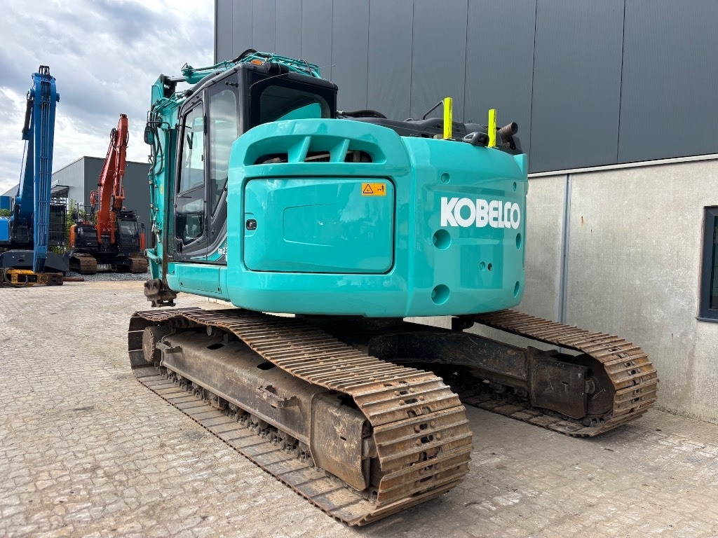Kobelco SK 230 SR LC - SK230SRLC-5 - SK230 - Bandgrävare: bild 4 Kobelco SK 230 SR LC - SK230SRLC-5 - SK230 - Bandgrävare: bild 4