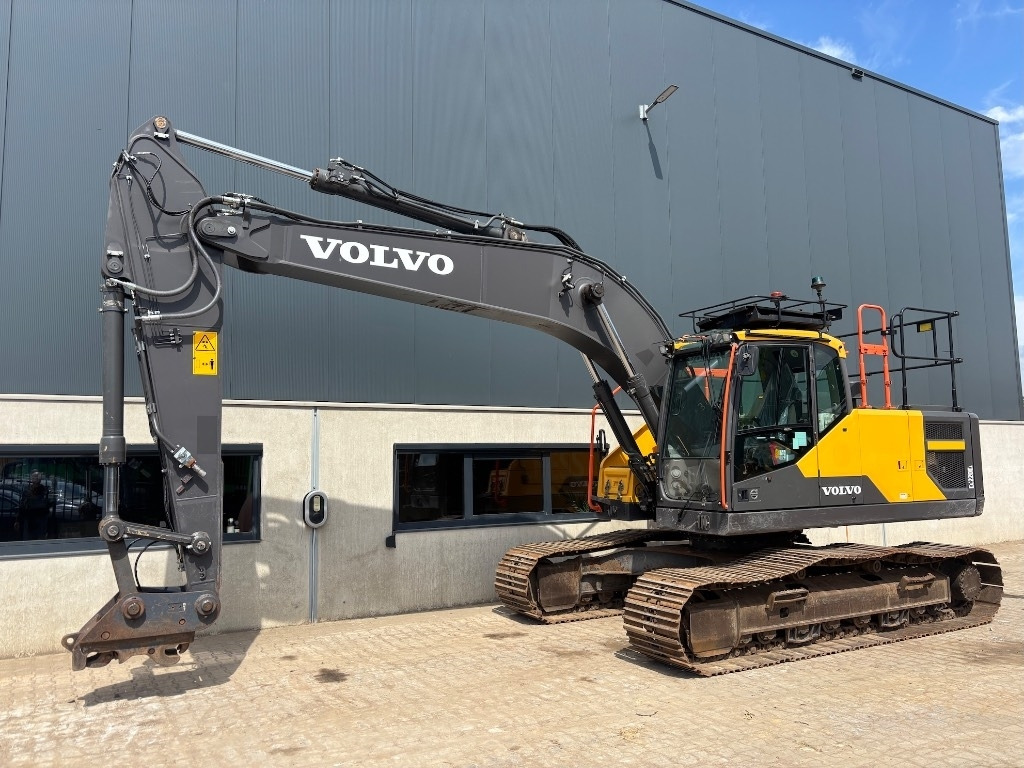 Volvo EC 220 E L - EC220 - Bandgrävare: bild 1 Volvo EC 220 E L - EC220 - Bandgrävare: bild 1
