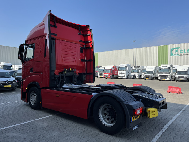 Dragbil Iveco S-Way AT 420 / Full LED / 569 dkm / 2 Tanks / 2 Fridge / APK TUV 03-26: bild 19
