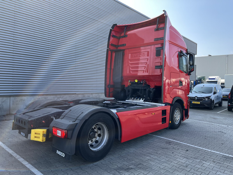 Iveco S-Way AT 420 / Full LED / 569 dkm / 2 Tanks / 2 Fridge / APK TUV 03-26 - Dragbil: bild 2 Iveco S-Way AT 420 / Full LED / 569 dkm / 2 Tanks / 2 Fridge / APK TUV 03-26 - Dragbil: bild 2