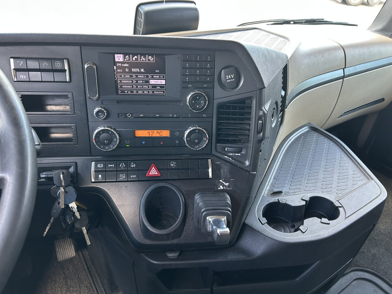 Mercedes-Benz Actros 1845 Bigspace / 924 dkm / Stand Airco / APK TUV 07-25 - Dragbil: bild 5 Mercedes-Benz Actros 1845 Bigspace / 924 dkm / Stand Airco / APK TUV 07-25 - Dragbil: bild 5