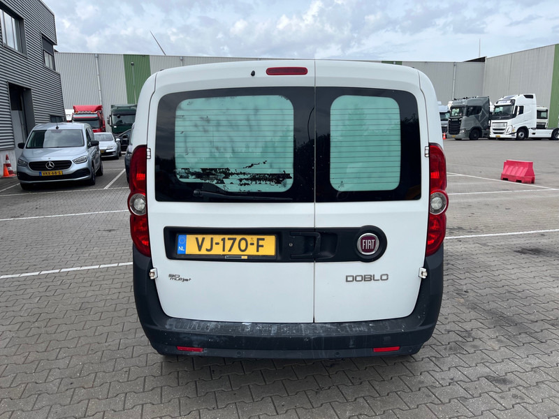 Fiat Dobló Cargo 1.3 MultiJet / NL Van - Små skåpbil: bild 5 Fiat Dobló Cargo 1.3 MultiJet / NL Van - Små skåpbil: bild 5