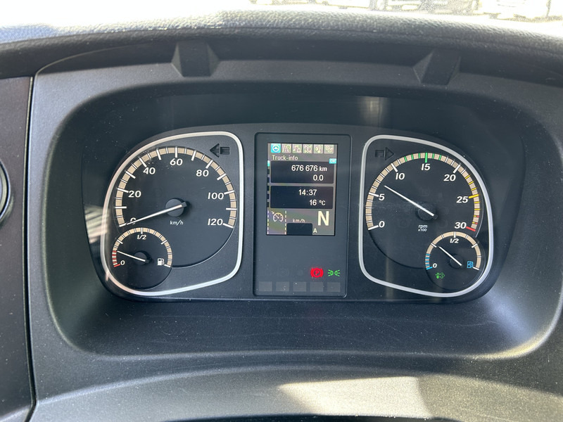 Mercedes-Benz Atego 818 / 8 Ton / 676 dkm / Box / Laadklep / APK TUV 03-26 - Lastbil med skåp: bild 4 Mercedes-Benz Atego 818 / 8 Ton / 676 dkm / Box / Laadklep / APK TUV 03-26 - Lastbil med skåp: bild 4