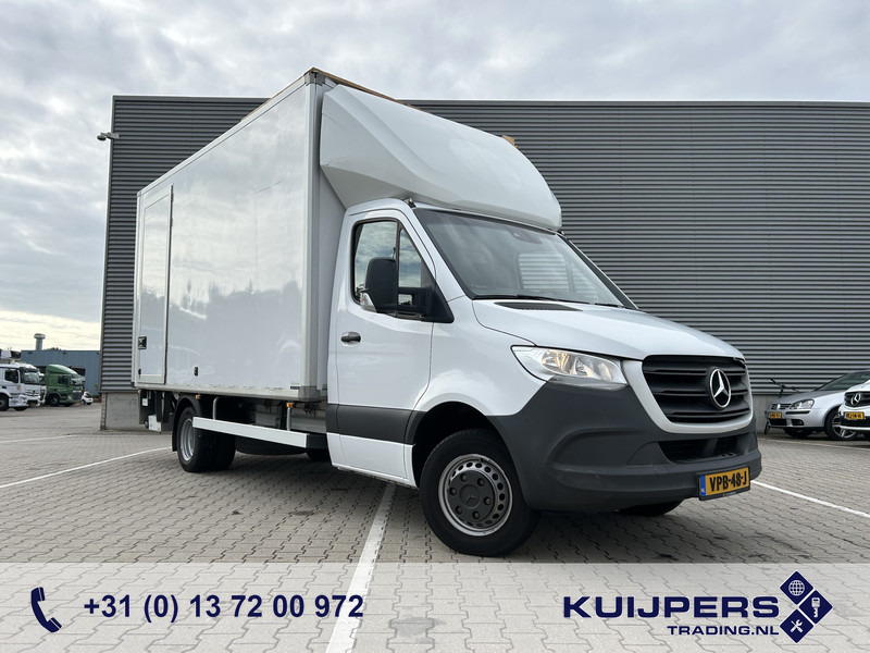 Mercedes-Benz Sprinter 515 1.9 CDI / Box Damage - Schade / Loadlift / APK TUV 04-26 - Volymskåp: bild 1 Mercedes-Benz Sprinter 515 1.9 CDI / Box Damage - Schade / Loadlift / APK TUV 04-26 - Volymskåp: bild 1