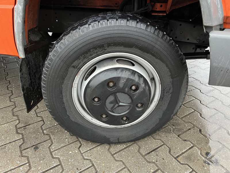 Biltransportbil lastbil Mercedes-Benz Vario 612 D / Car - Machine Transporter 570 cm / Winch / Ramps / NL Truck: bild 19