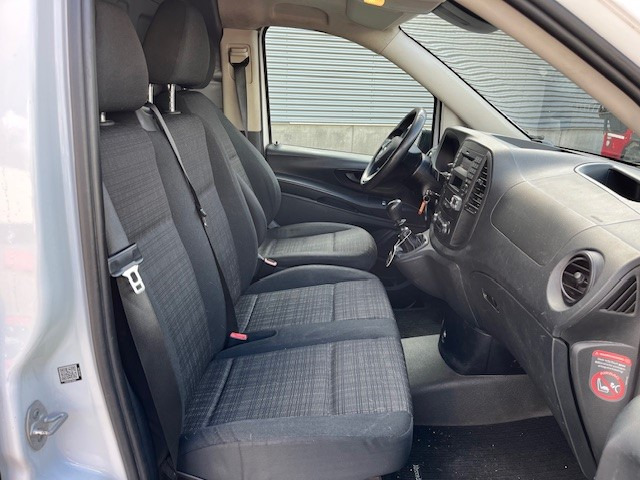 Mercedes-Benz Vito 109 CDI Lang / Airco / Cruise / Trekhaak / APK 01-26 - Små skåpbil: bild 4 Mercedes-Benz Vito 109 CDI Lang / Airco / Cruise / Trekhaak / APK 01-26 - Små skåpbil: bild 4
