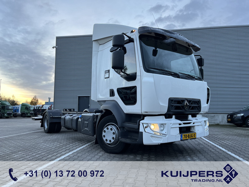 Renault D 250 Euro 6 / Chassis Cabine / 588 dkm / 12 Ton / Full Air / 3x in stock - Chassi lastbil: bild 1 Renault D 250 Euro 6 / Chassis Cabine / 588 dkm / 12 Ton / Full Air / 3x in stock - Chassi lastbil: bild 1