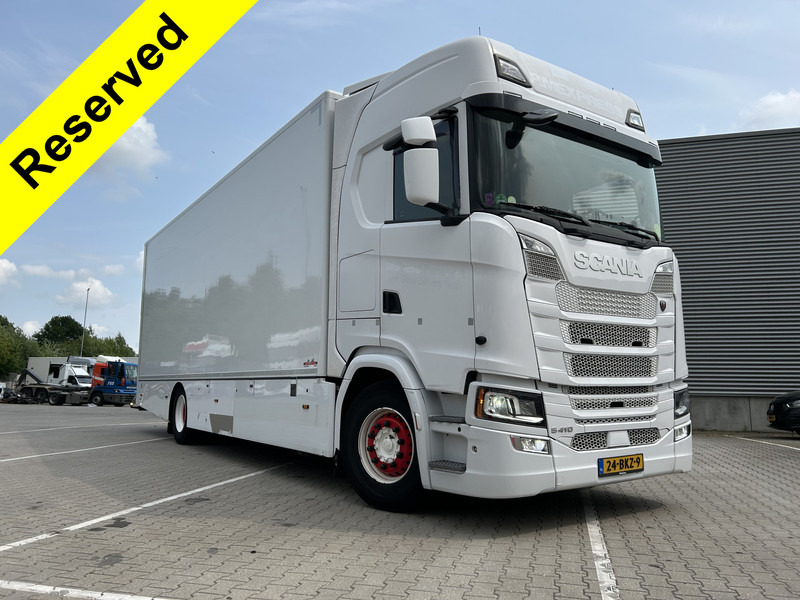 Scania S410 Highline / 491 dkm / Box 8.1 mtr / Laadklep 3000 kg - Lastbil med skåp: bild 1 Scania S410 Highline / 491 dkm / Box 8.1 mtr / Laadklep 3000 kg - Lastbil med skåp: bild 1
