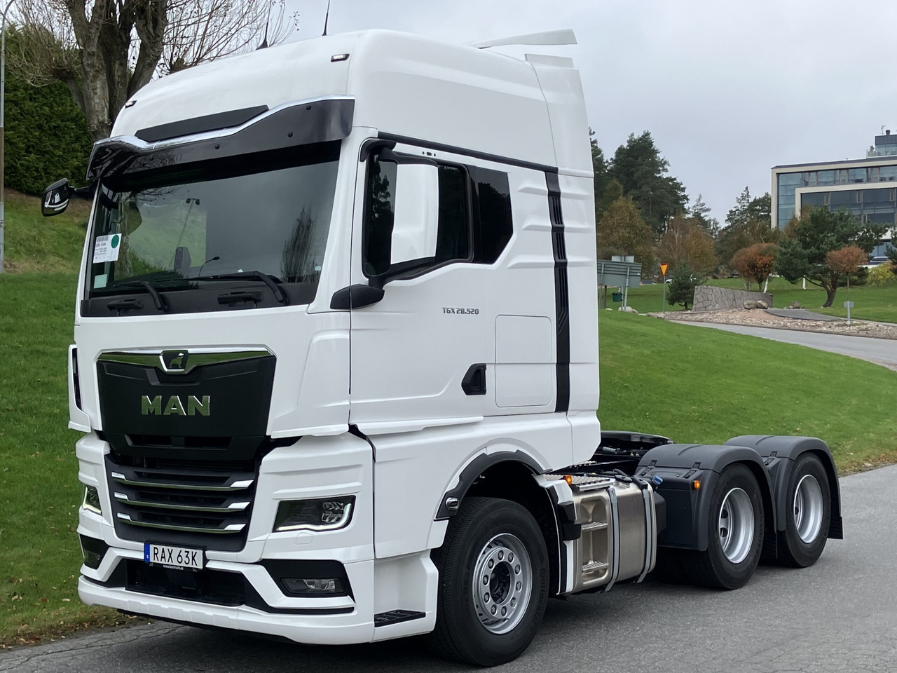 MAN TGX 28.520 6X2 Boggiedragbil - Dragbil: bild 1 MAN TGX 28.520 6X2 Boggiedragbil - Dragbil: bild 1