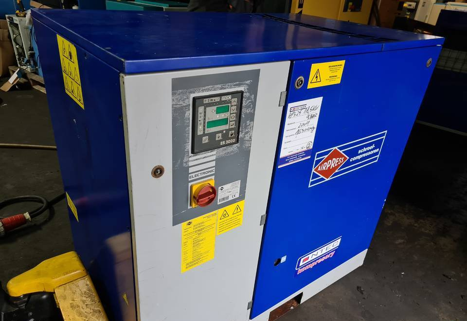 Kompresor śrubowy AIRPRESS APS 25, 18,5 kw, (2) - Luftkompressor: bild 3 Kompresor śrubowy AIRPRESS APS 25, 18,5 kw, (2) - Luftkompressor: bild 3