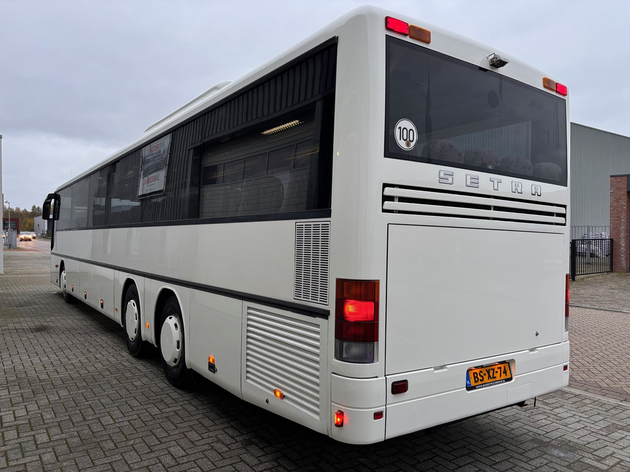 SETRA S317UL met 63 pl. en airconditioning S317GT - Turistbuss: bild 4 SETRA S317UL met 63 pl. en airconditioning S317GT - Turistbuss: bild 4