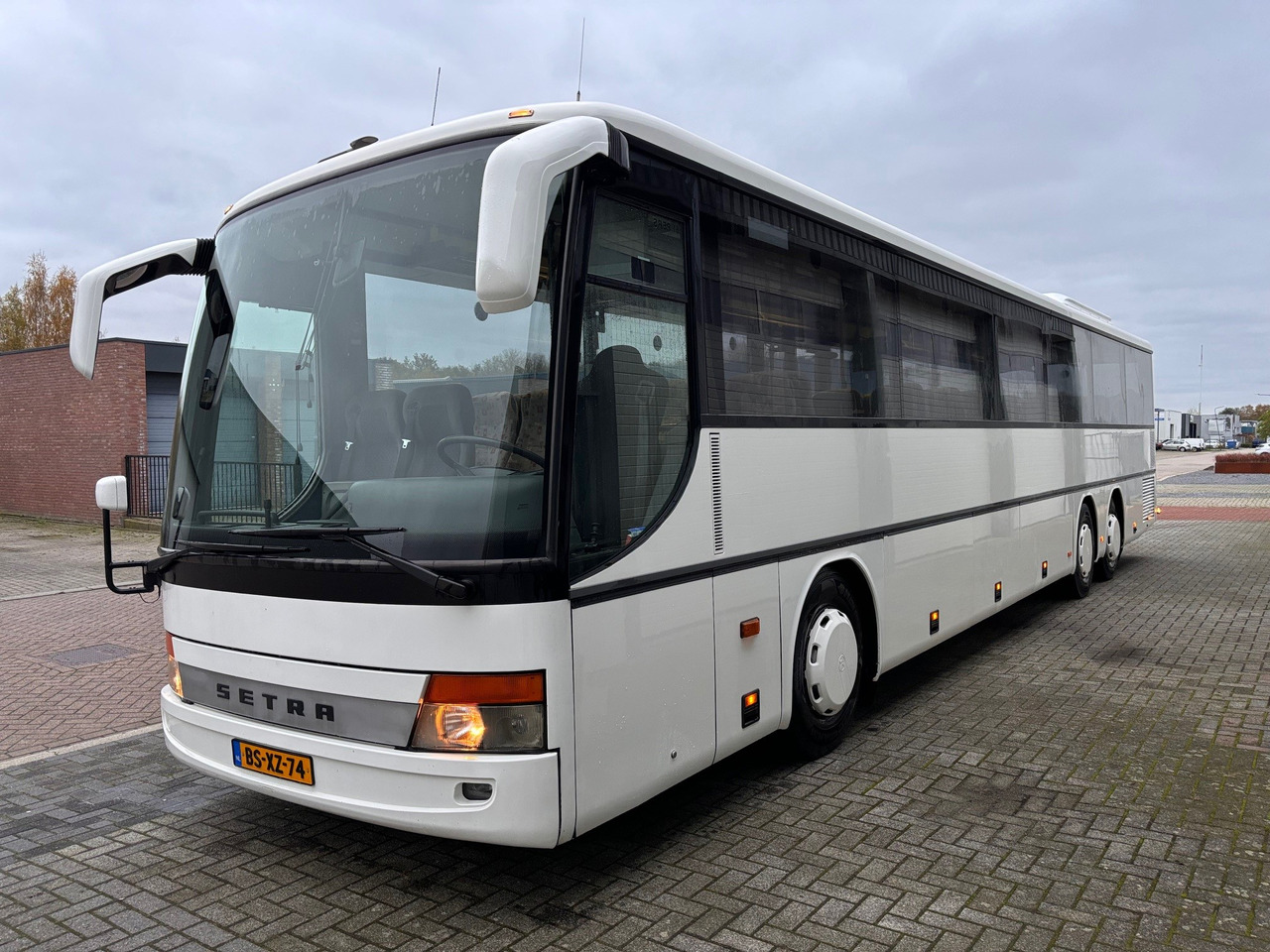 SETRA S317UL met 63 pl. en airconditioning S317GT - Turistbuss: bild 3 SETRA S317UL met 63 pl. en airconditioning S317GT - Turistbuss: bild 3