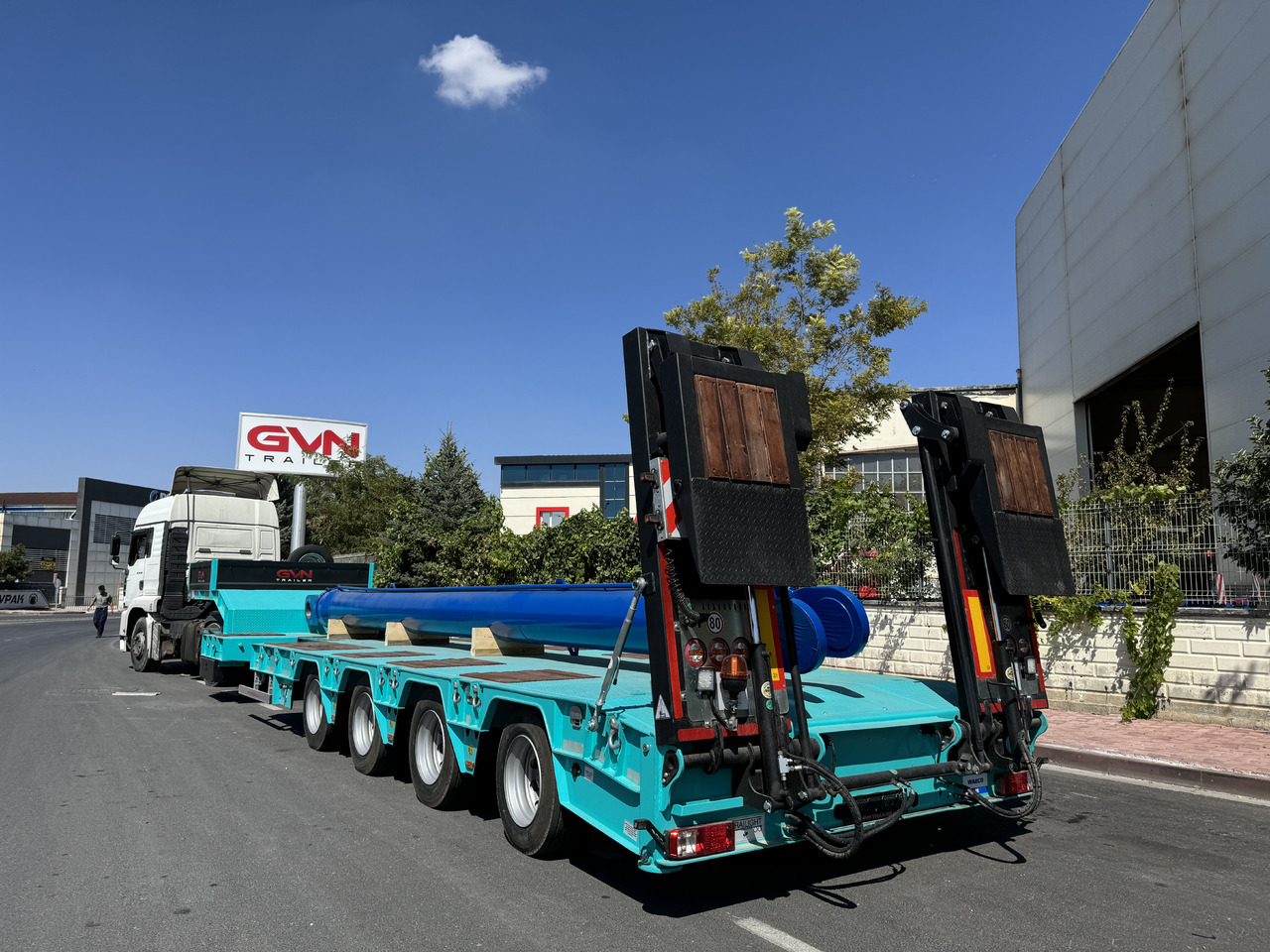 GVN Trailer 4 AXLE EXTENDABLE LOWBED - Låg lastare semitrailer: bild 1 GVN Trailer 4 AXLE EXTENDABLE LOWBED - Låg lastare semitrailer: bild 1