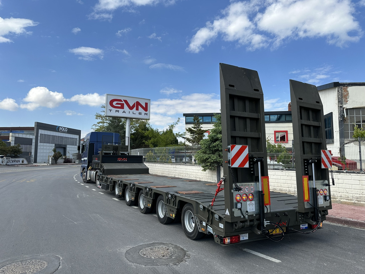 GVN Trailer 5 AXLE LOWBED - Låg lastare semitrailer: bild 3 GVN Trailer 5 AXLE LOWBED - Låg lastare semitrailer: bild 3
