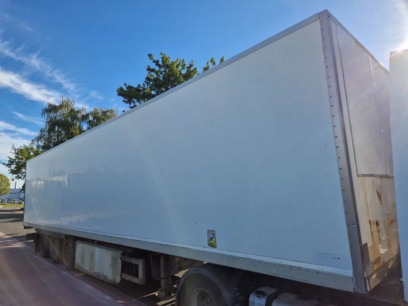 Diversen TURBO'S HOET OPL/3AT/38 - Skåp semitrailer: bild 1 Diversen TURBO'S HOET OPL/3AT/38 - Skåp semitrailer: bild 1