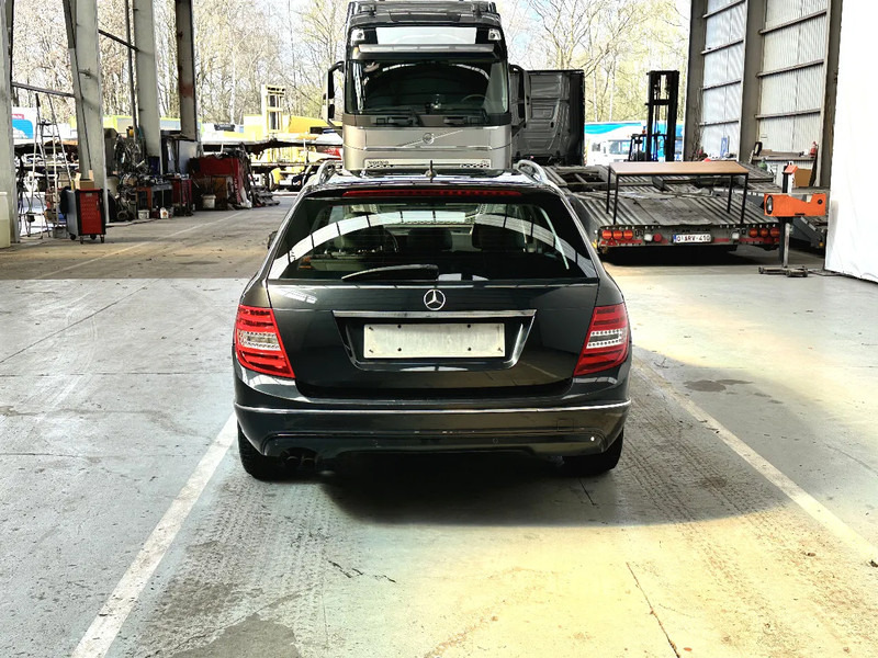 Mercedes-Benz C-Klasse C200 CDI / MOTORPROBLEEM /PROBLEME DE MOTEUR / MOTORPROBLEM - Personbil: bild 4 Mercedes-Benz C-Klasse C200 CDI / MOTORPROBLEEM /PROBLEME DE MOTEUR / MOTORPROBLEM - Personbil: bild 4