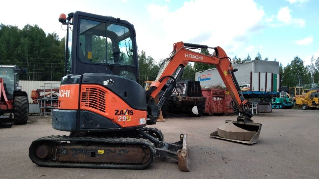 Hitachi ZX 29 U-3 CLR - Minigrävmaskin: bild 3 Hitachi ZX 29 U-3 CLR - Minigrävmaskin: bild 3