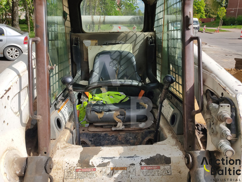Bobcat S 250 - Kompaktlastare/ Slirstyrda lastare: bild 5 Bobcat S 250 - Kompaktlastare/ Slirstyrda lastare: bild 5