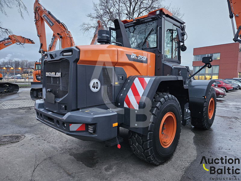 Develon DL250 - Hjullastare: bild 5 Develon DL250 - Hjullastare: bild 5