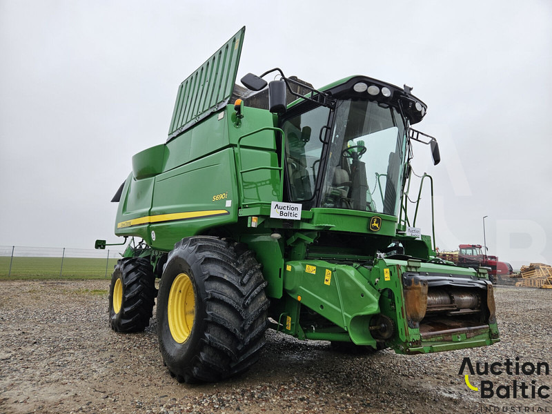 John Deere S 690 i - Skördetröska: bild 1 John Deere S 690 i - Skördetröska: bild 1