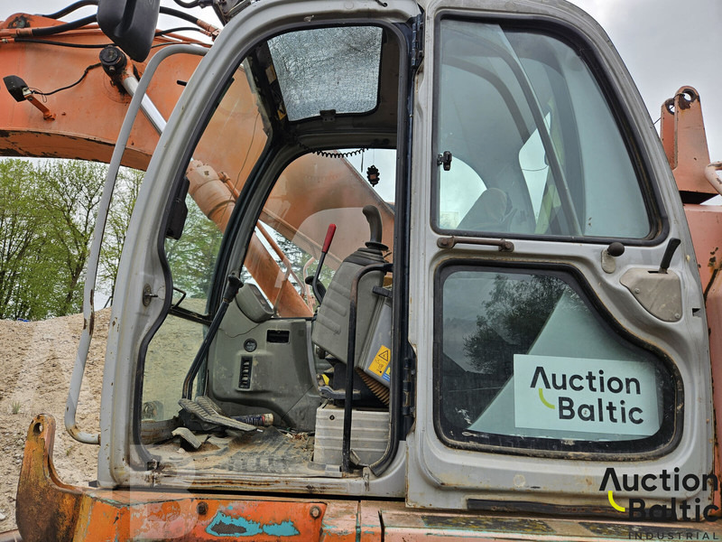 Kobelco SK 235 SR - Bandgrävare: bild 5 Kobelco SK 235 SR - Bandgrävare: bild 5