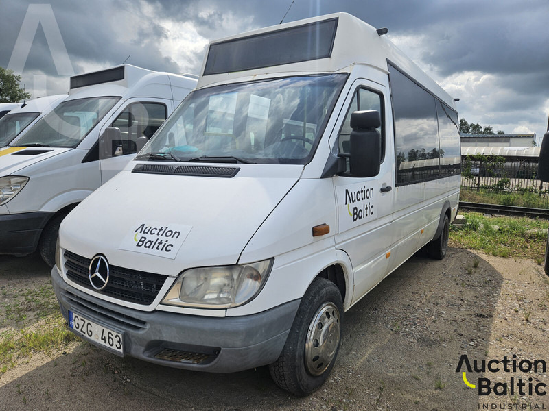 Mercedes-Benz 300-serie 313 - Minibuss, Persontransport: bild 2 Mercedes-Benz 300-serie 313 - Minibuss, Persontransport: bild 2