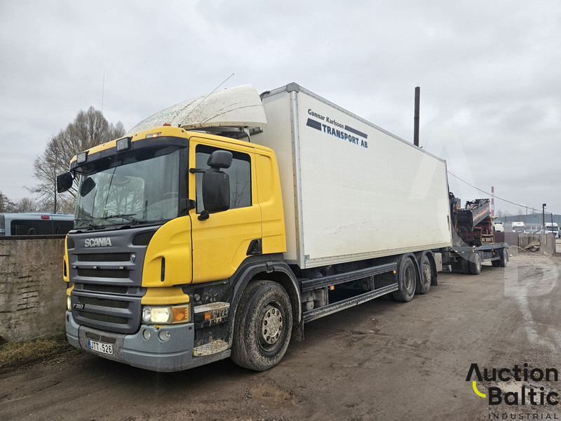 Scania P380 - Lastbil med skåp: bild 2 Scania P380 - Lastbil med skåp: bild 2