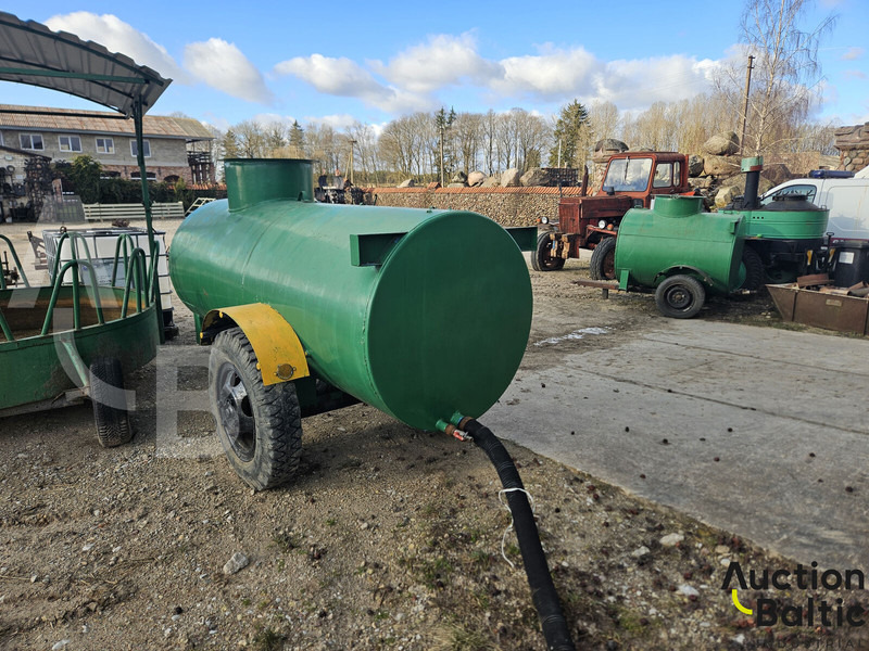Trailer with tank - Tanksläp: bild 1 Trailer with tank - Tanksläp: bild 1
