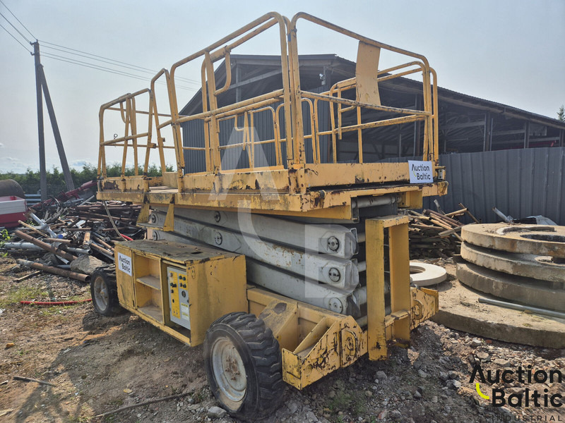 UpRight LX41 - Saxlift: bild 1 UpRight LX41 - Saxlift: bild 1