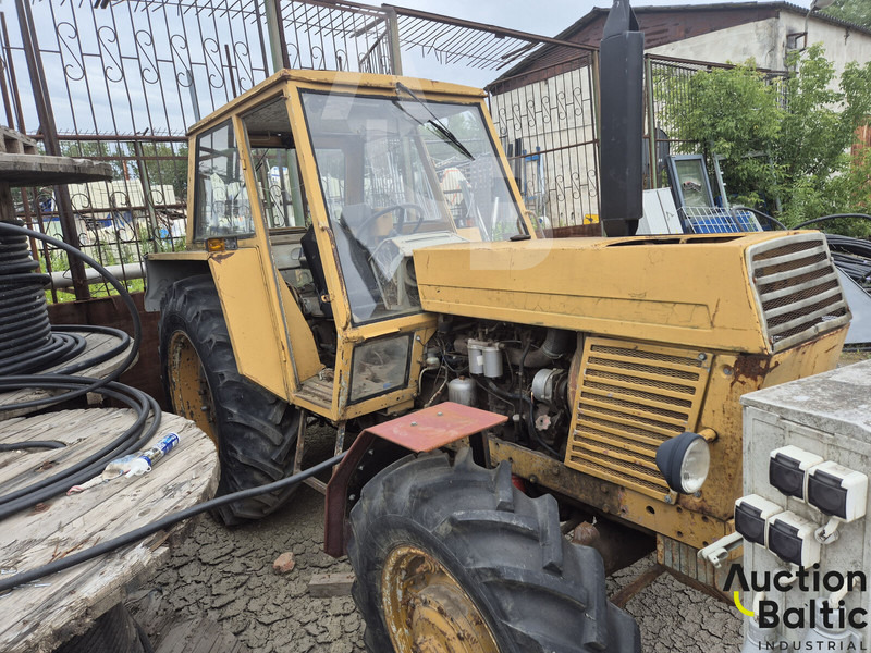 Ursus C-385A - Traktor: bild 4 Ursus C-385A - Traktor: bild 4