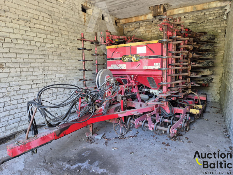 Vaderstad Rapid 600f - Maskin för sådd: bild 1 Vaderstad Rapid 600f - Maskin för sådd: bild 1
