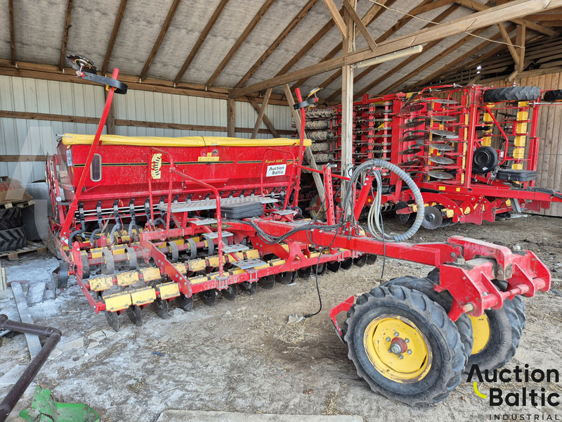Vaderstad Rapid400C - Maskin för sådd: bild 1 Vaderstad Rapid400C - Maskin för sådd: bild 1