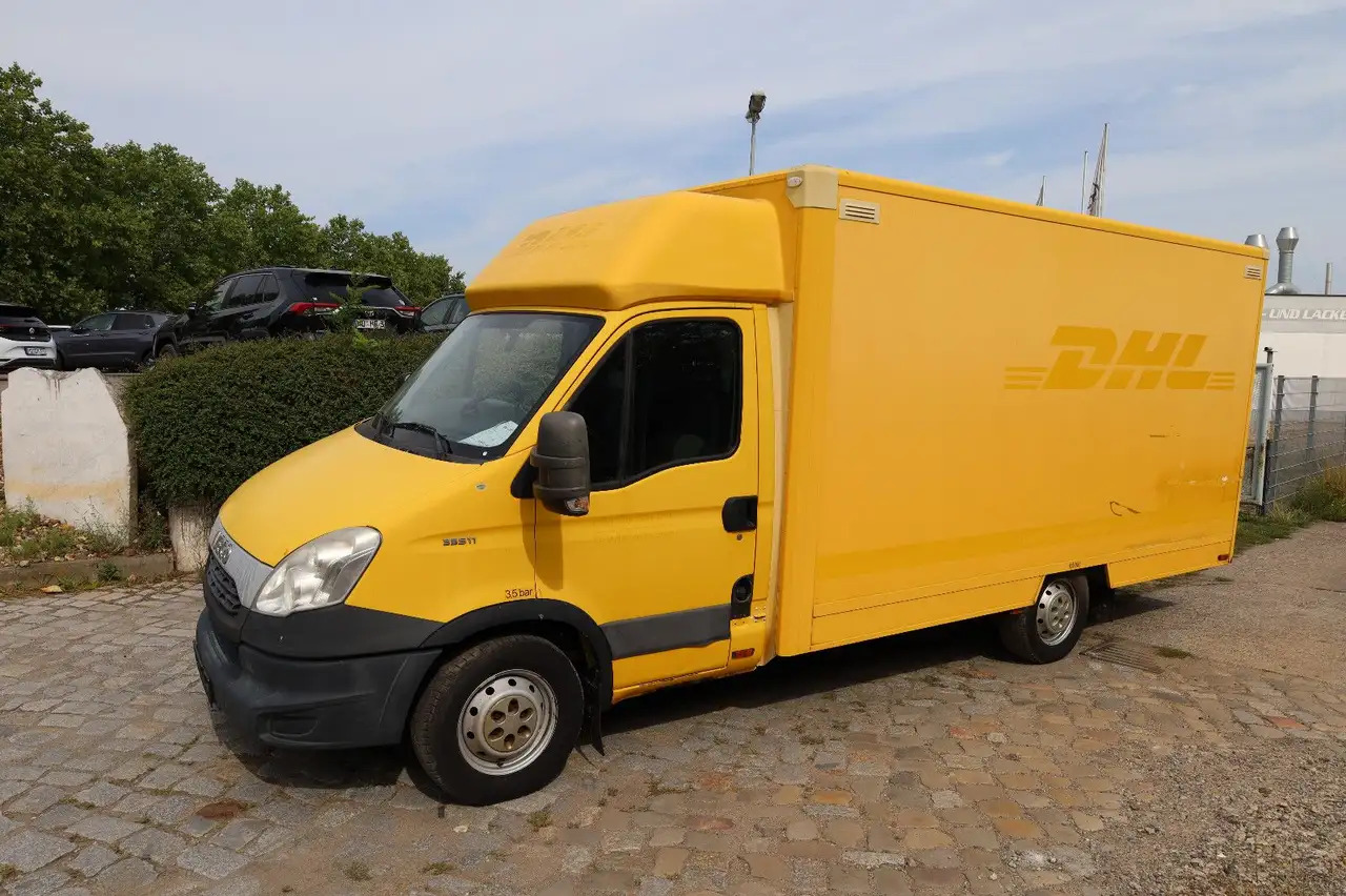 Iveco IS35SI2AA Daily/ Regalsystem/Luftfeder/1. Hand/ - Volymskåp: bild 1 Iveco IS35SI2AA Daily/ Regalsystem/Luftfeder/1. Hand/ - Volymskåp: bild 1
