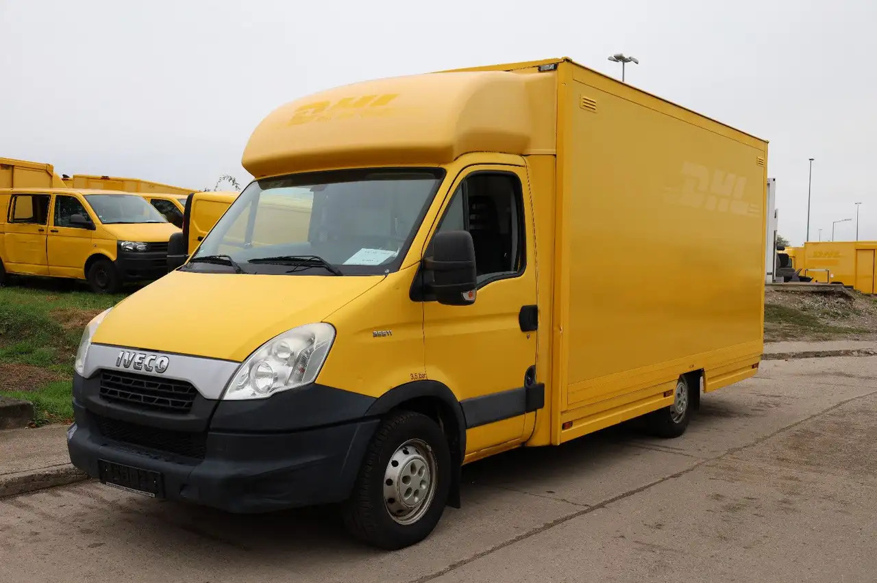 Iveco IS35SI2AA Daily/ Regalsystem/Luftfeder/1. Hand/ - Volymskåp: bild 2 Iveco IS35SI2AA Daily/ Regalsystem/Luftfeder/1. Hand/ - Volymskåp: bild 2