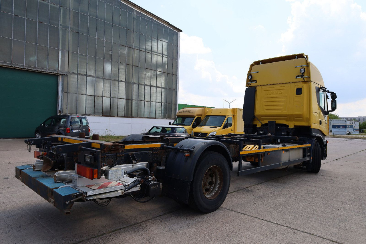 Iveco STRALIS/Magirus/L042/1. Hand - Containerbil/ Växelflak lastbil: bild 5 Iveco STRALIS/Magirus/L042/1. Hand - Containerbil/ Växelflak lastbil: bild 5