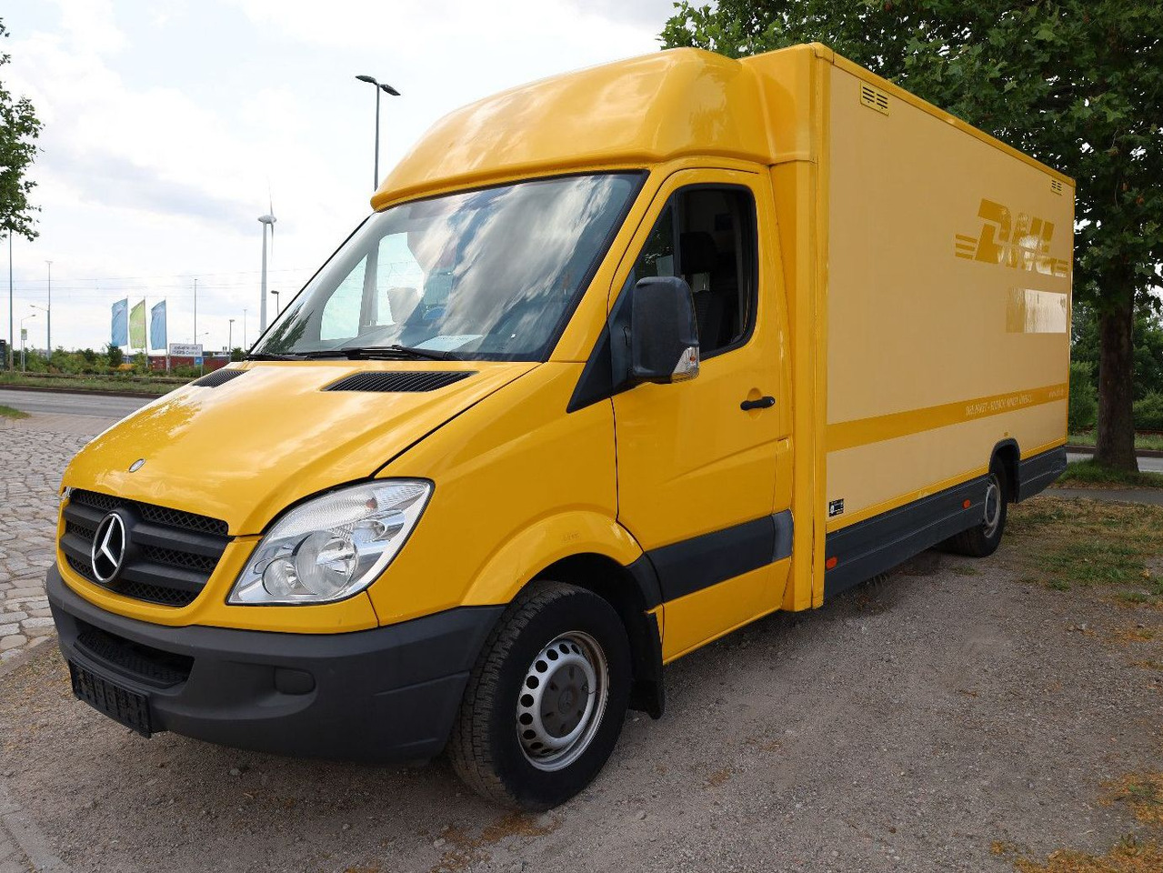 Mercedes-Benz Sprinter II Pritsche/ Koffer/Regalsystem - Volymskåp: bild 1 Mercedes-Benz Sprinter II Pritsche/ Koffer/Regalsystem - Volymskåp: bild 1